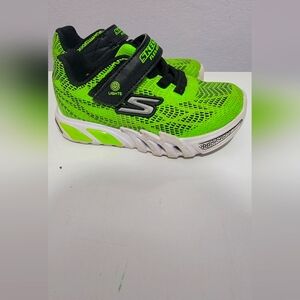Sketcher toddler boy size 9 tennis shoes